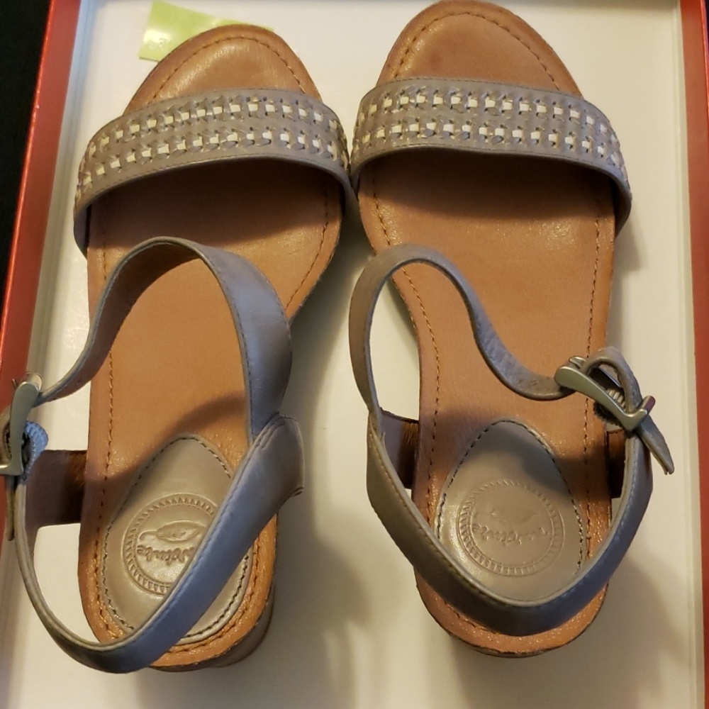 Women's Nuture heel sandals